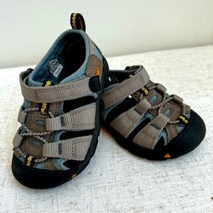 Keen water sandals shoes